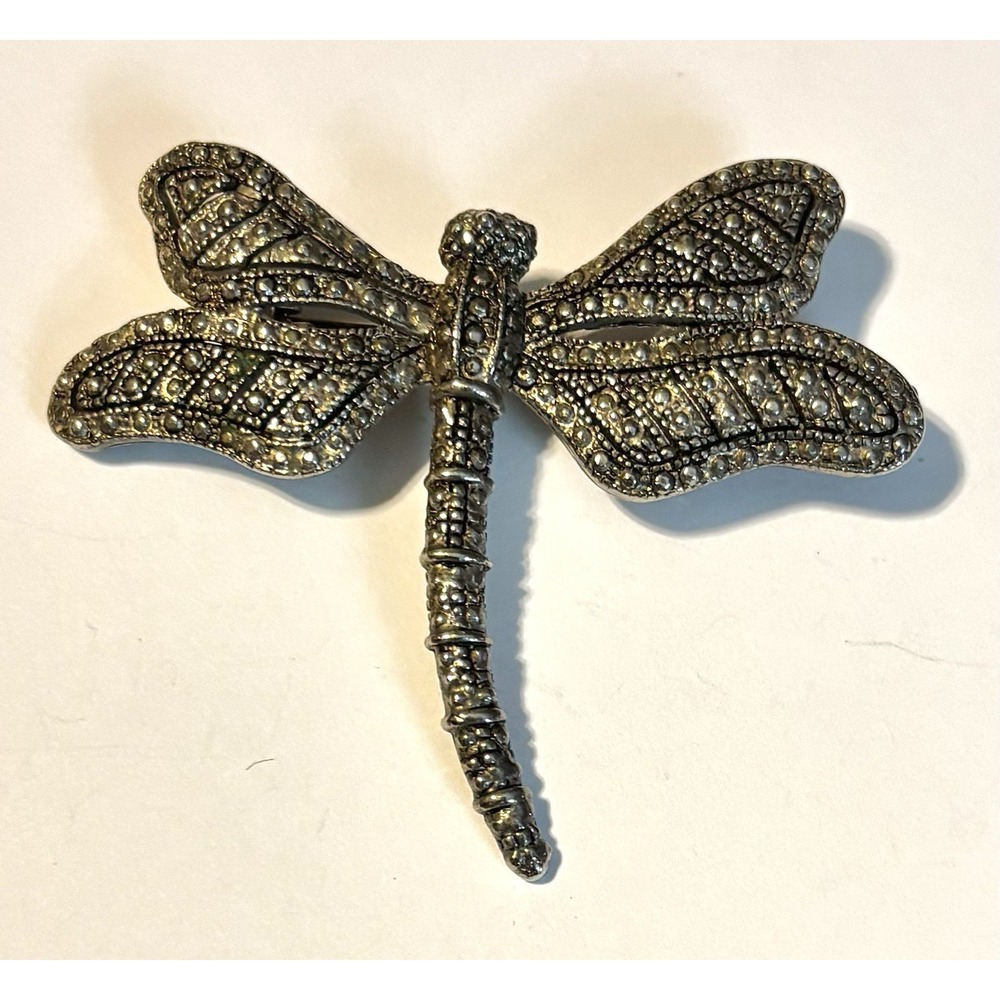 Vintage Signed LUMINOUS Dragonfly Brooch Silvertone‎
